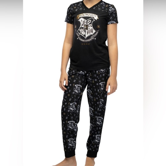NWT pjammy Harry Potter women’s 2 two piece pajama set Sz small - Picture 1 of 11